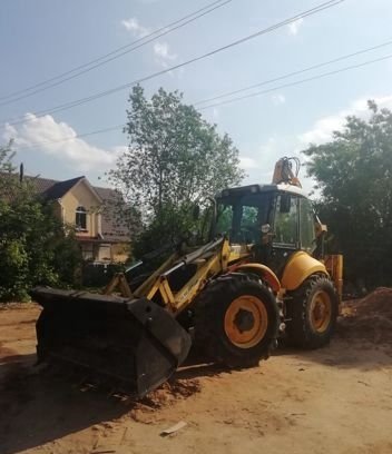 Услуги Экскаватора-погрузчика от собственника