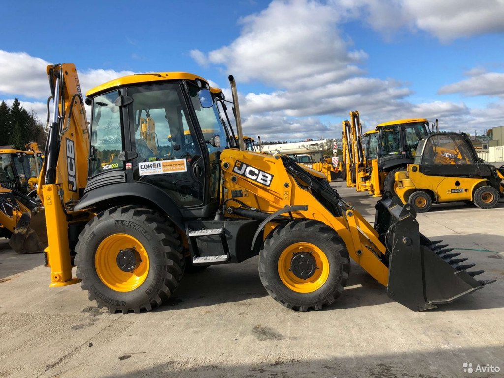 Аренда экскаватора-погрузчика JCB