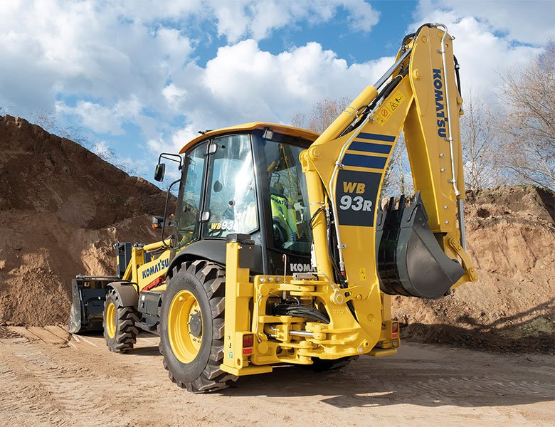 Услуги экскаватора-погрузчика Komatsu, ковш 1 м³