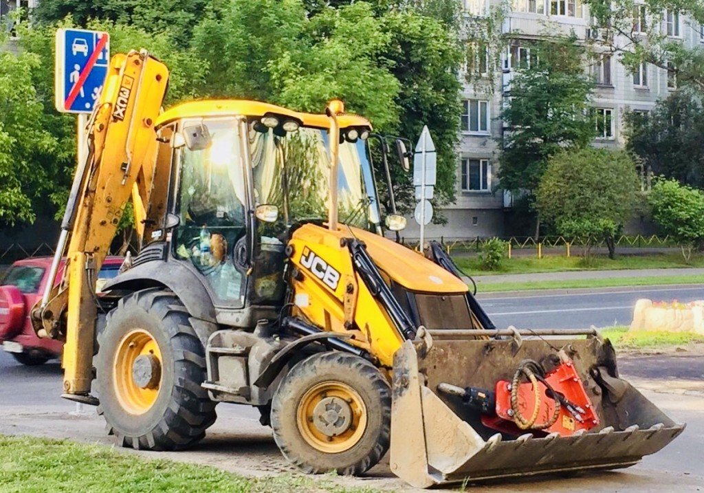 Аренда / Услуги Экскаватора-Погрузчика JCB 3CX