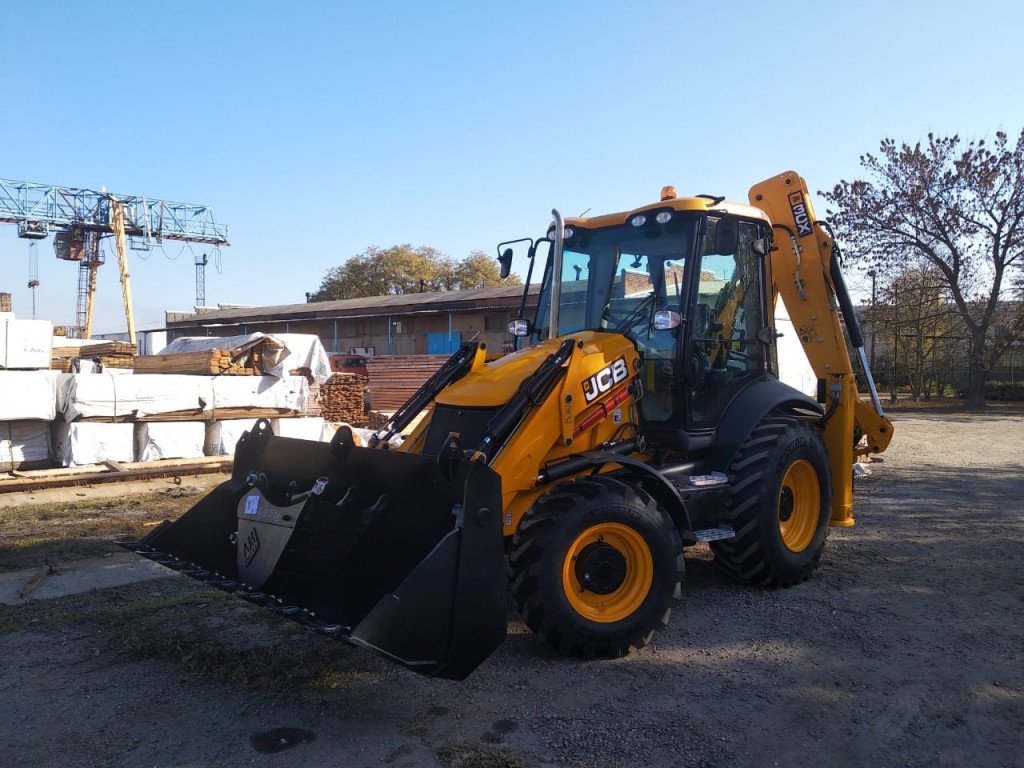 Аренда экскаватор-погрузчик JCB 3CX с гидромолотом