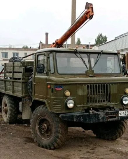 Бурение под фундамент, завинчивание свай