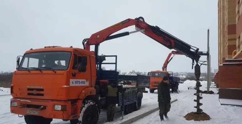 Монтаж СИПа, бурение под СВАИ
