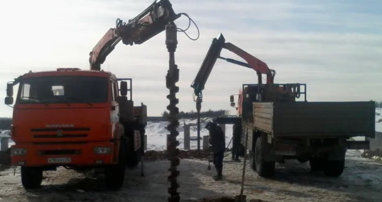 Бурение отверстий под фундаменты