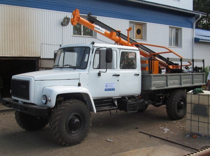 Ямобур - газ 33081, бкм-318