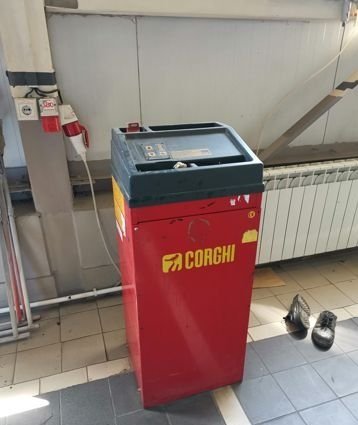 Подъемник ножничный электрогидравлический