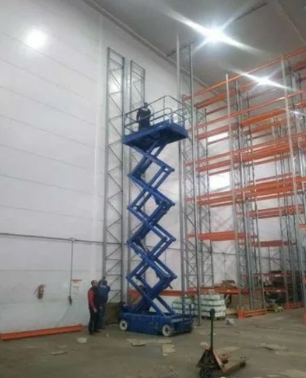 Подъем рабочих на требуемую высоту