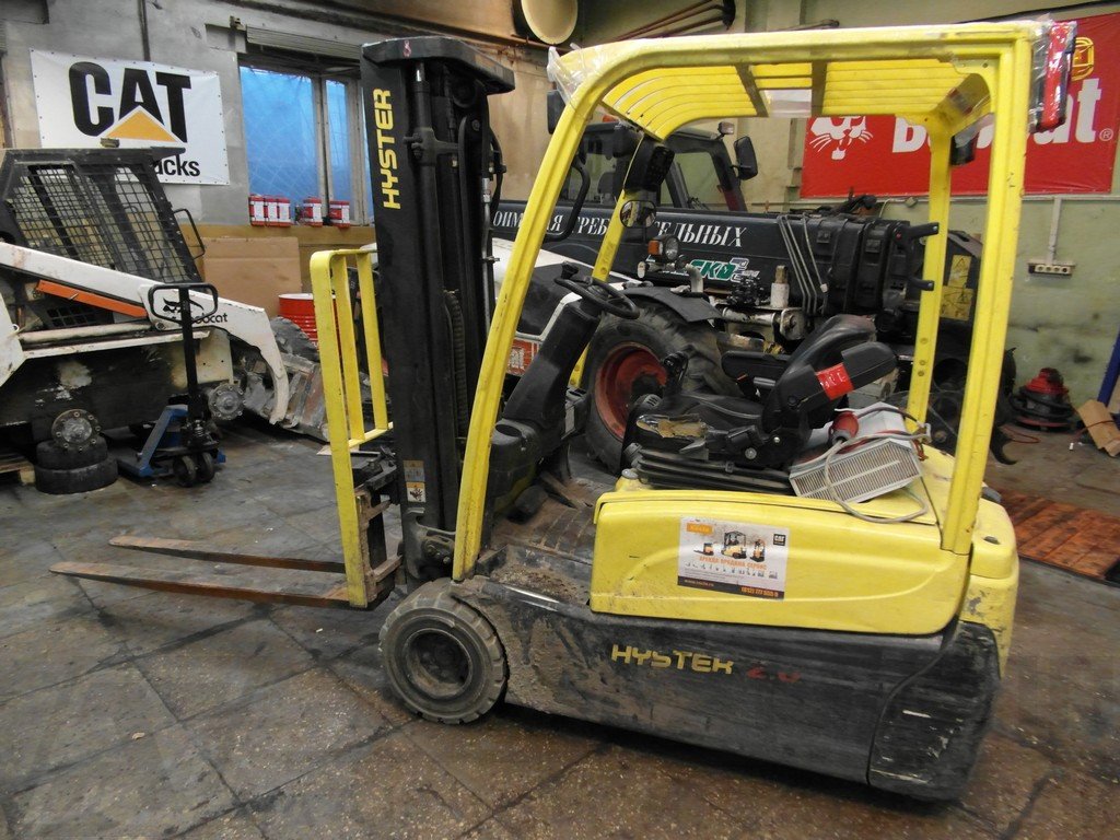 Аренда электрического вилочного погрузчика Hyster