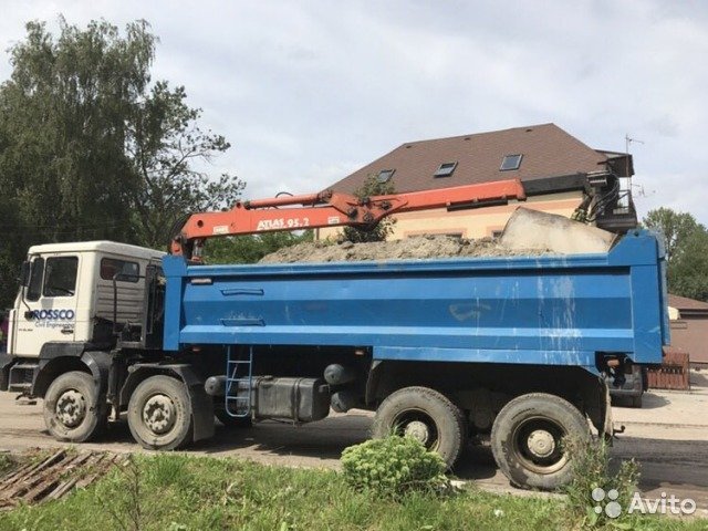 Экскаватор-грейфер Hitachi ZX225 и самосвал на 12 м3