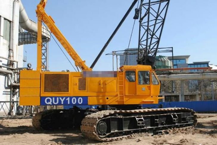 Гусеничный кран Грузоподъемность 100 тонн