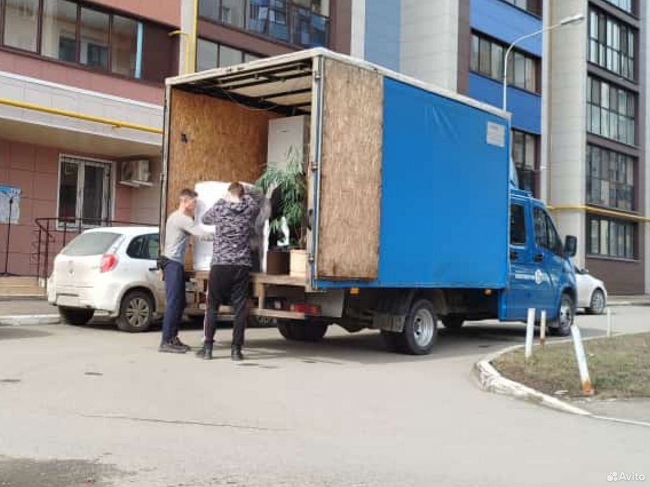 Грузоперевозки на Газели с грузчиками