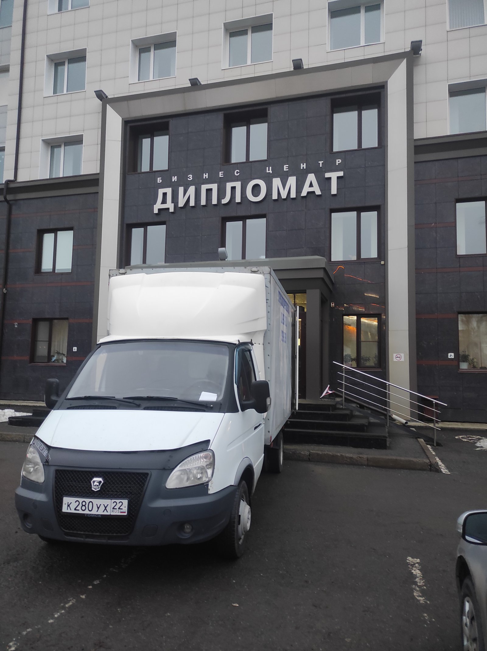 Грузоперевозки на газели с грузчиками, переезды