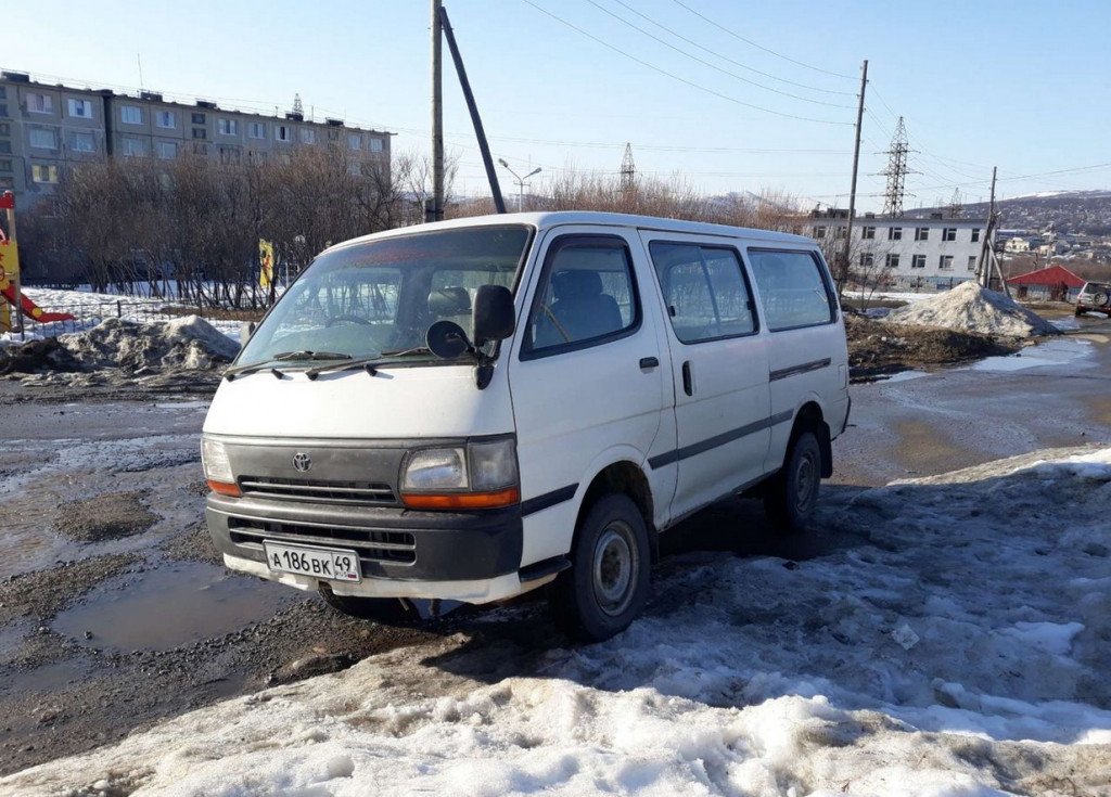 Услуги фургона, пеервозка фортепиано