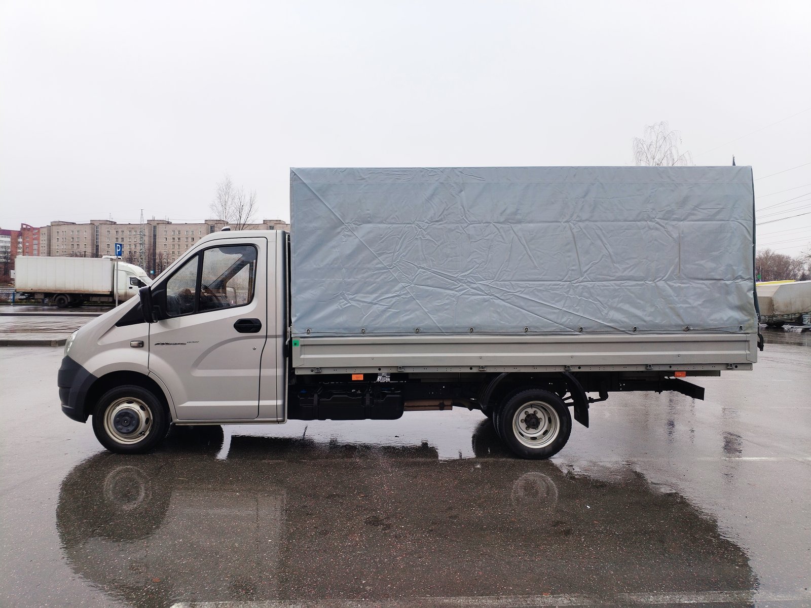 Перевозка грузов на Газели, переезды с грузчиками