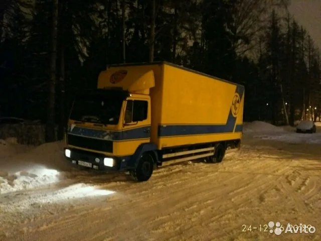 Mercedes-Benz г. п 5т Фургон с гидробортом дл 6. 5