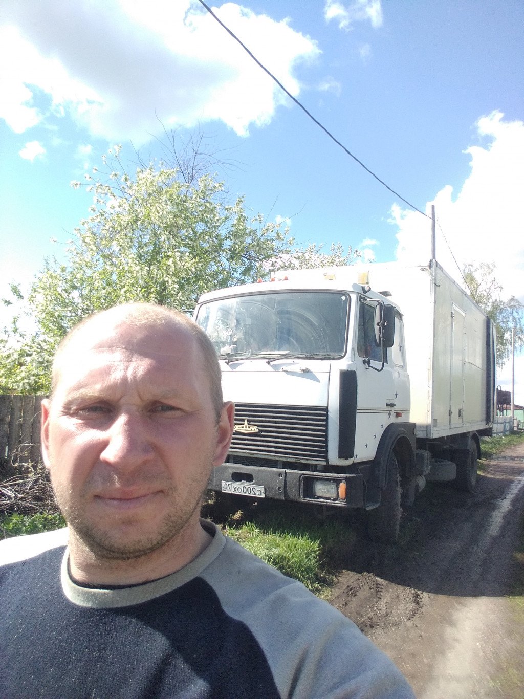 Изотермический фургон 10 тонн. Грузоперевозки