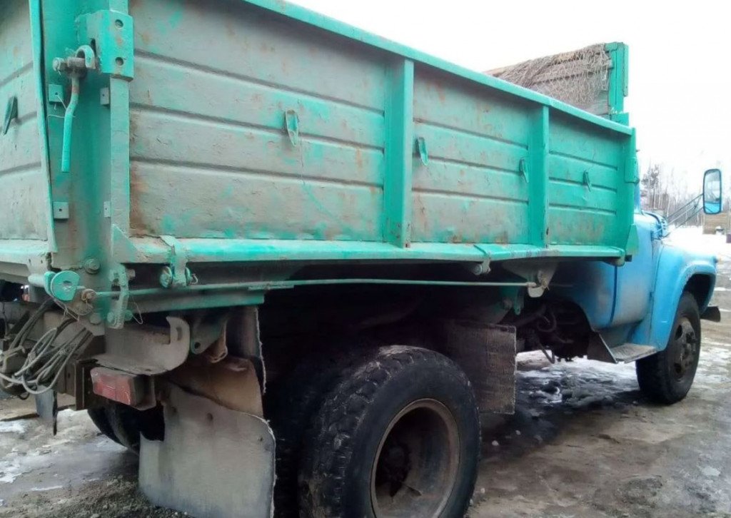 Грузовые перевозки щеповозом