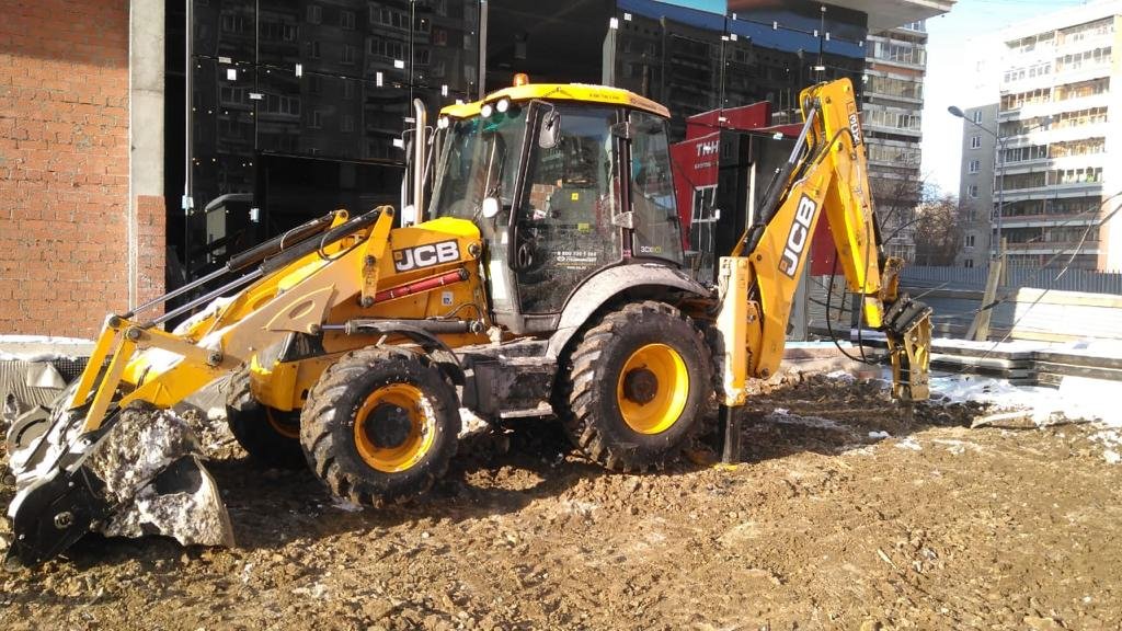 Услуги Экскаватора-погрузчика JCB с гидромолотом