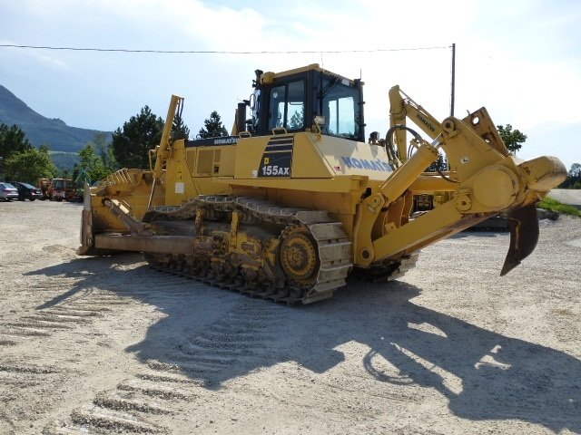 Аренда бульдозера Komatsu D-155А-1
