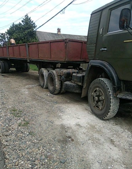 Грузоперевозки на длинномере