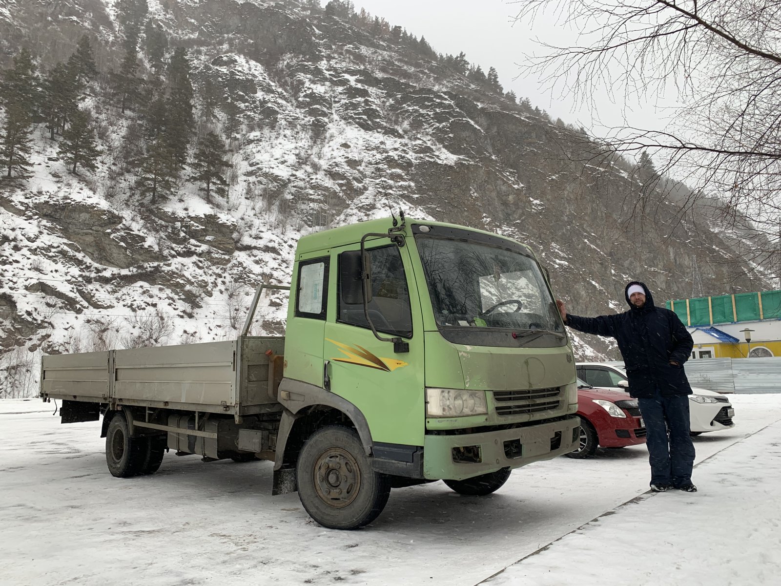 Грузоперевозки по России