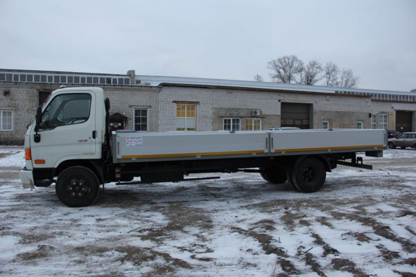 Перевозка грузов. Hyundai открытая машина 5 тонн