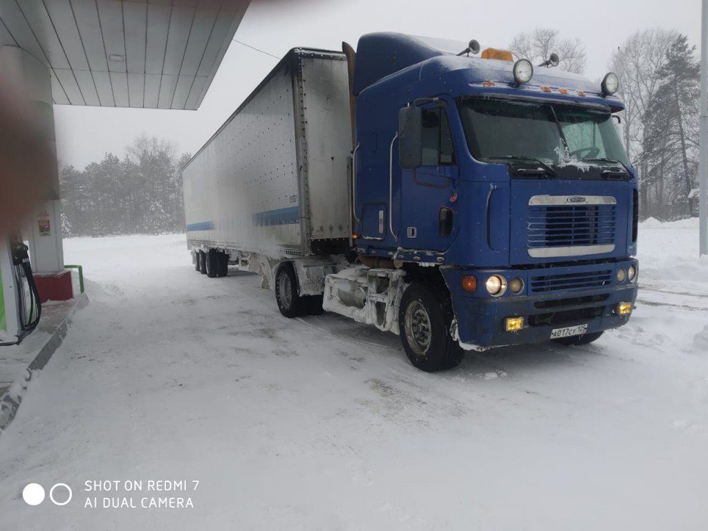 Услуги грузовиков по ДВ. 2-20 тонн. Борт, Фургон