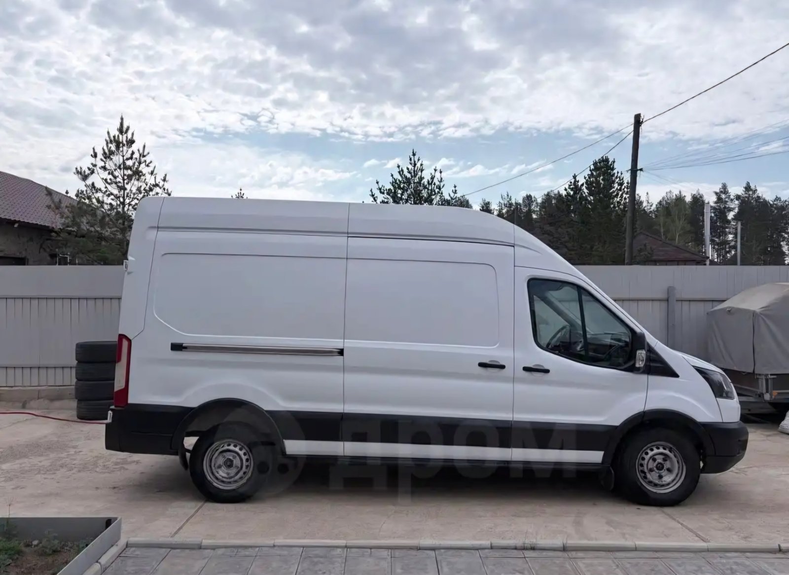 Грузоперевозки. Ford Transit 3. 5 тонны