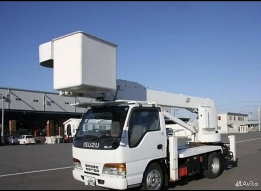 Услуги автовышки Isuzu. Электрик-монтажник