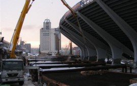 Бетононасос со стрелой 33 метра с ежедневным ТО и сертифицированными операторами