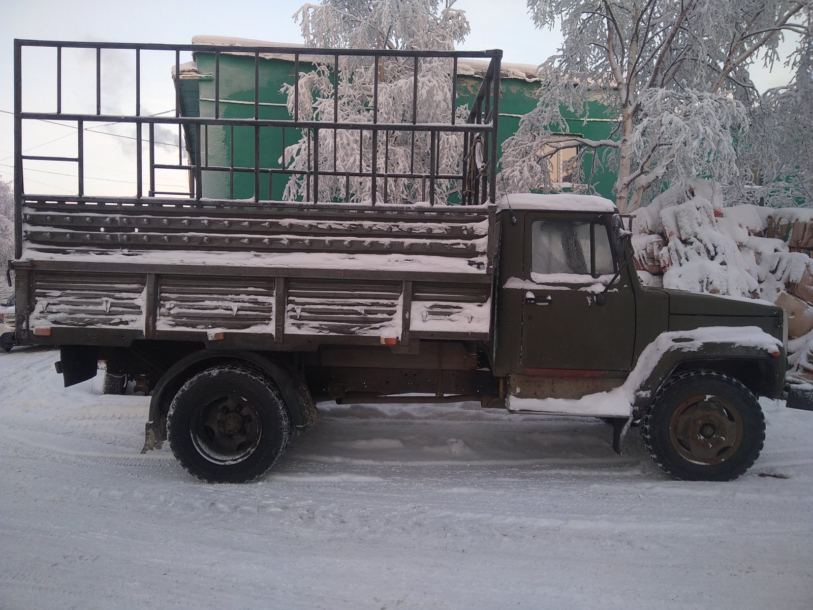 Грузоперевозки, вывоз макулатуры