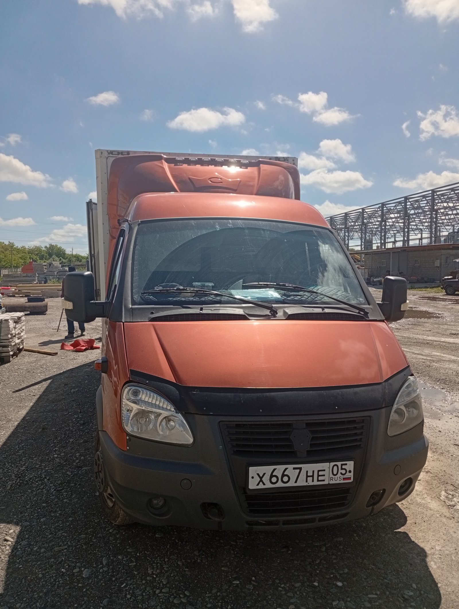 Выполняю заказы по грузоперевозкам