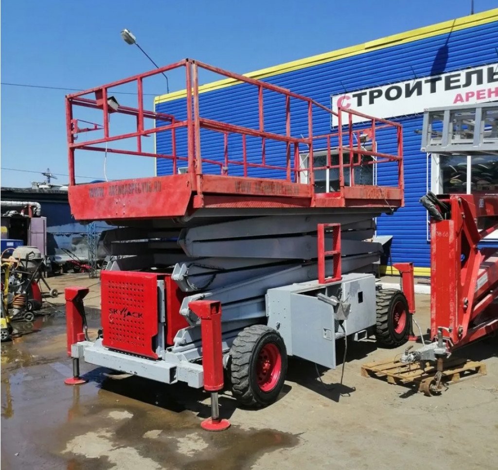 Аренда дизельного подъемника skyjack SJ 9250 RT