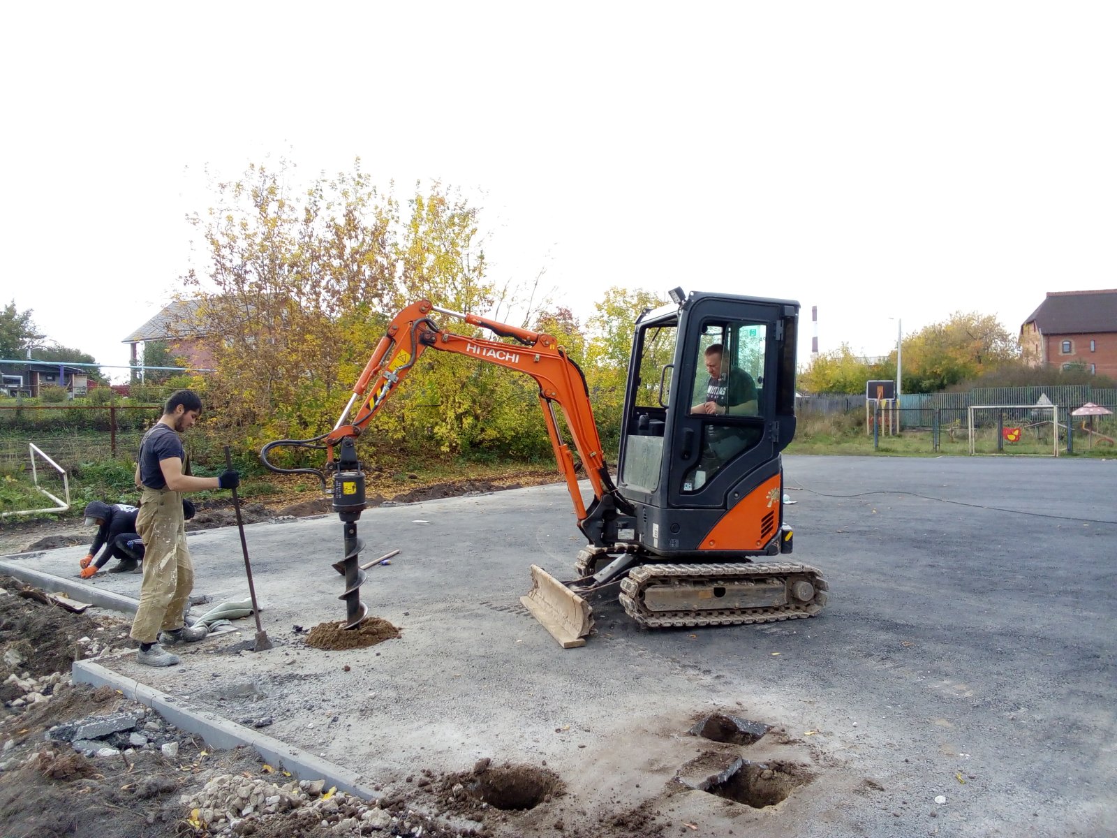 Услуга мини-экскаватора с доставкой аренда ямобура
