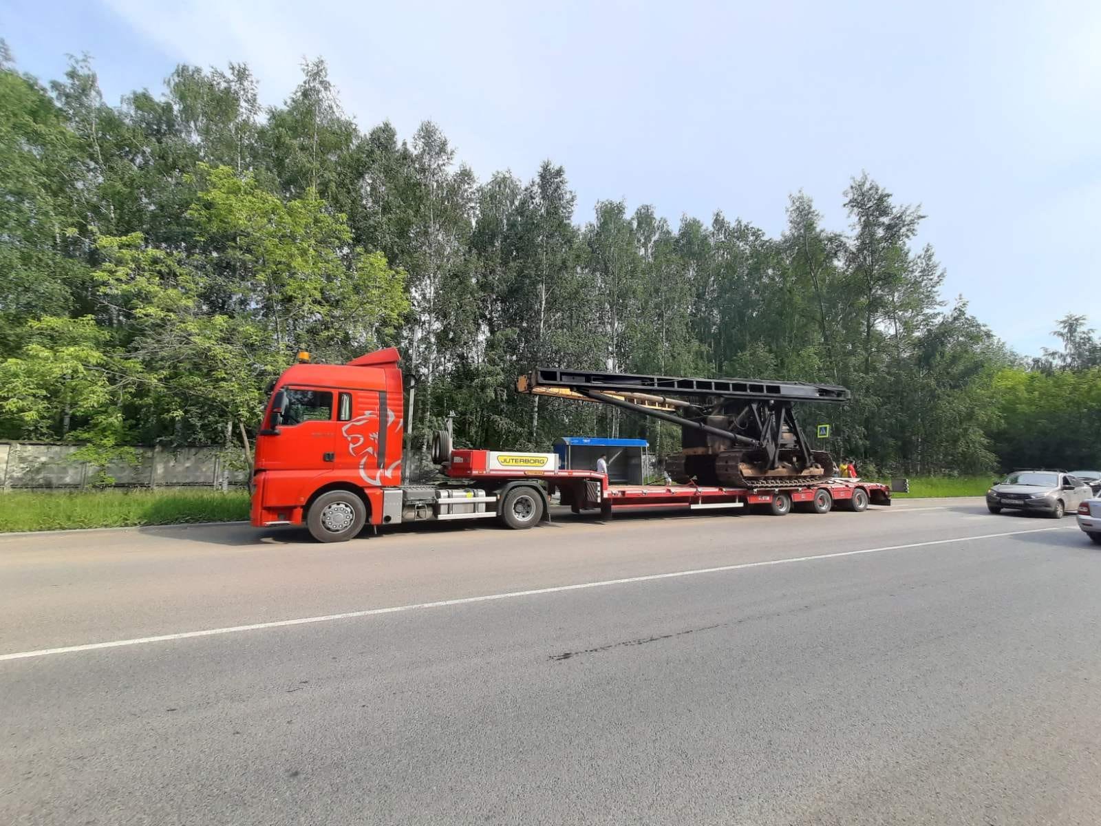 Перевозка крупногабаритных грузов тралом