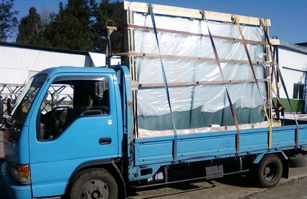 Услуги доставки листового стекла