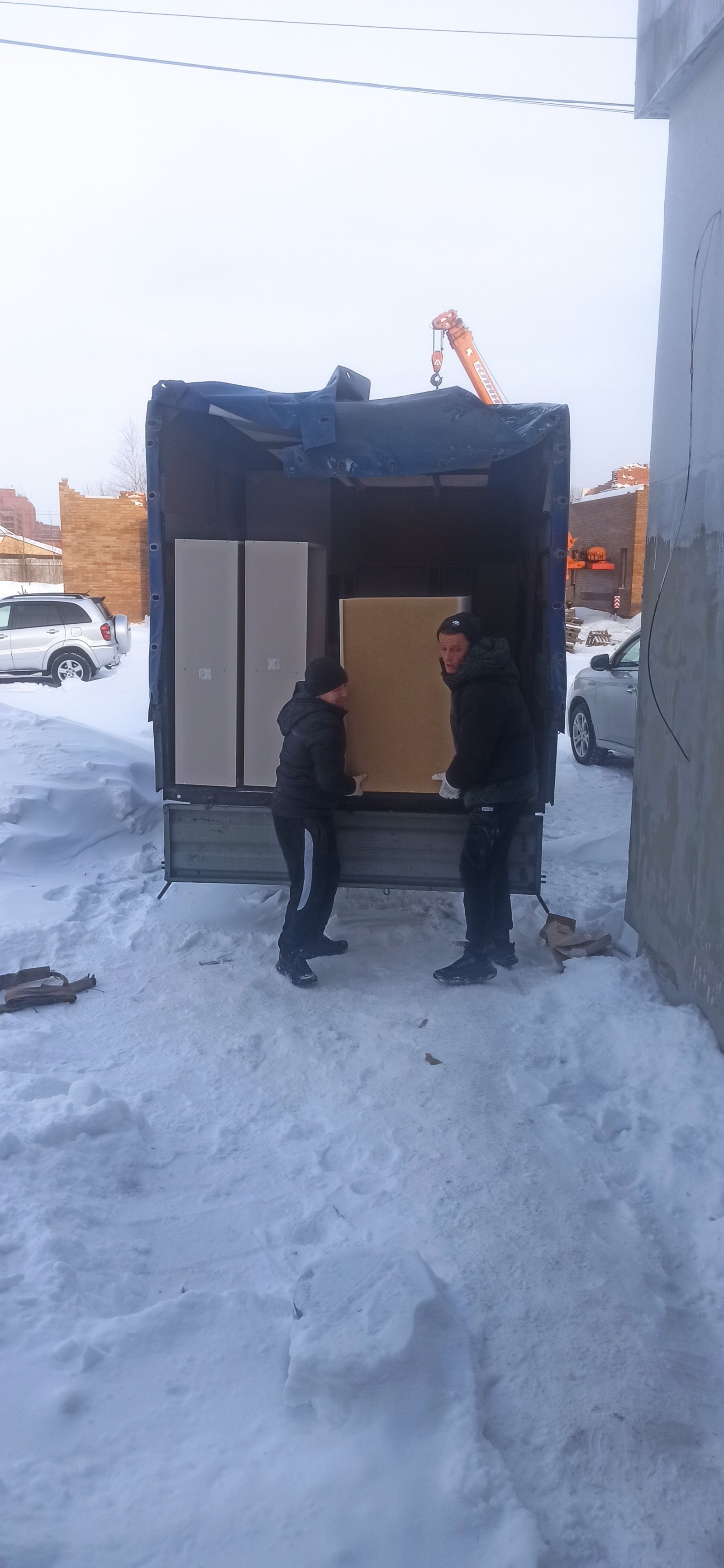 Перевозка грузов до 3, 5 тонн
