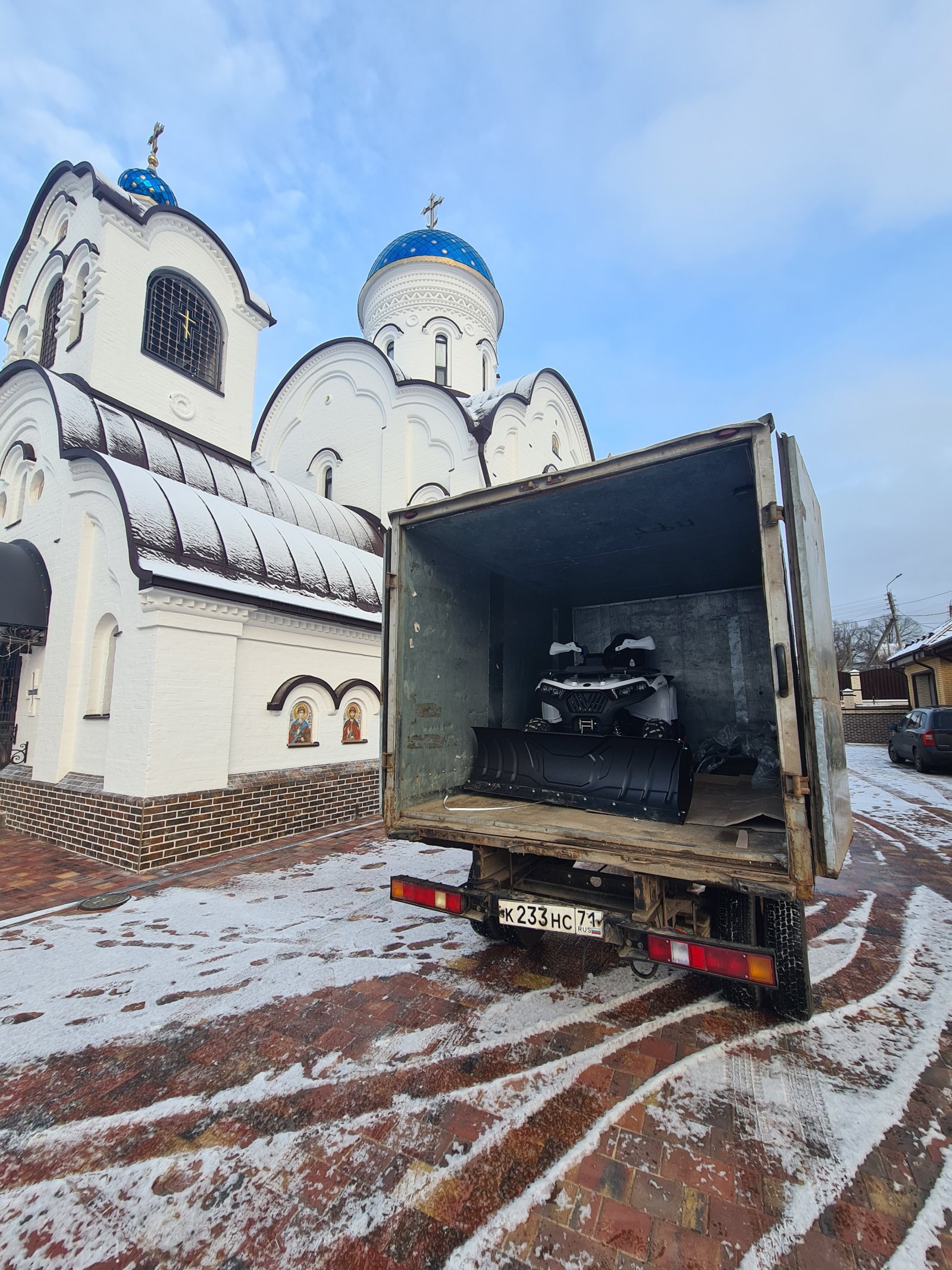 Грузоперевозки, грузовое такси