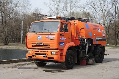 Услуги поливомоечной машины Jonson VT 650 на базе