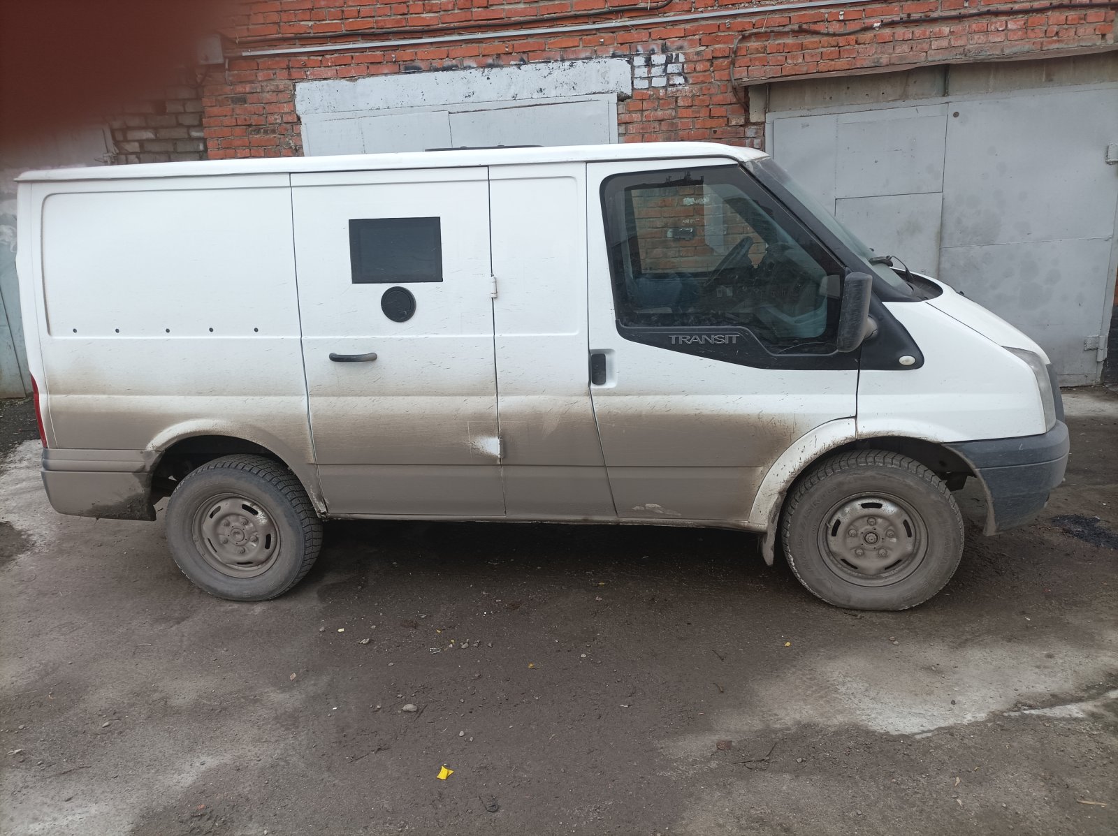 Попутный груз в зону СВО и обратно