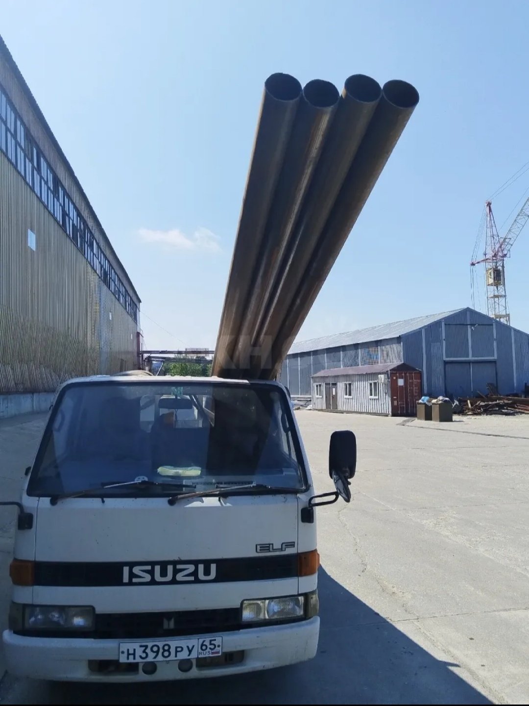 Перевозка грузов бортовой машиной Isuzu