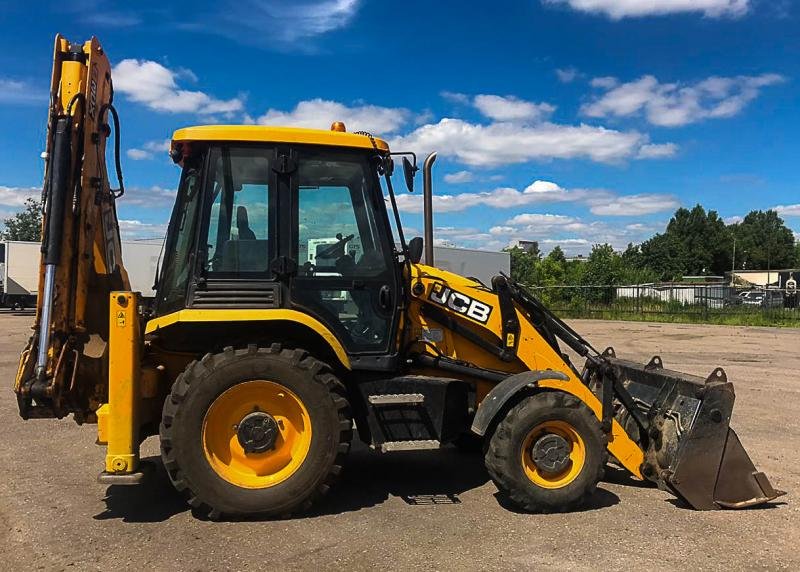 Услуги экскаватора погрузчика jcb. Гидромолот, трамбовка