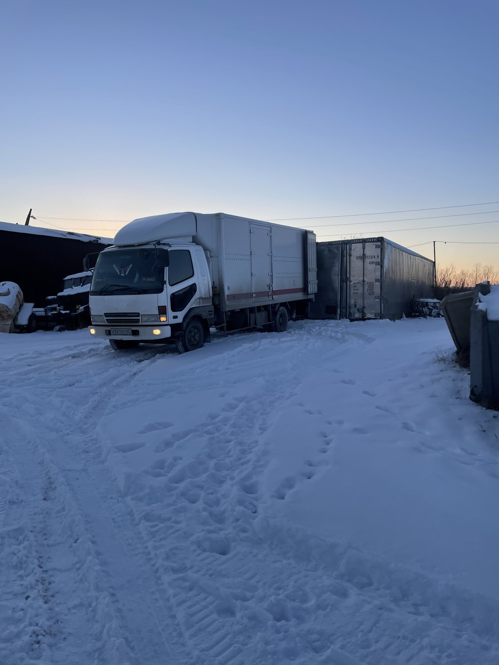 Фургон 5 тонн. Грузоперевозки
