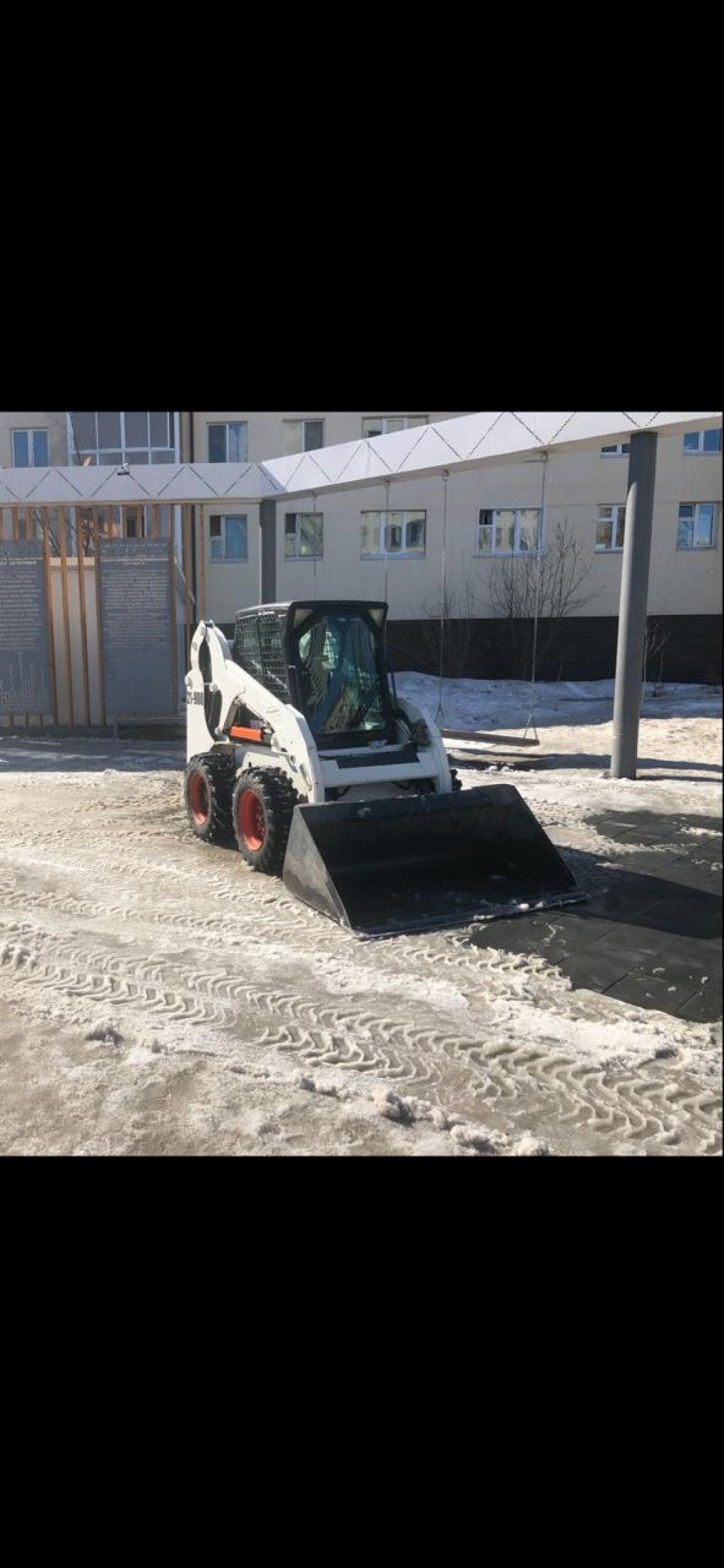 Аренда BOB-CAT с налом и безналом, вывоз снега, 2500 в час