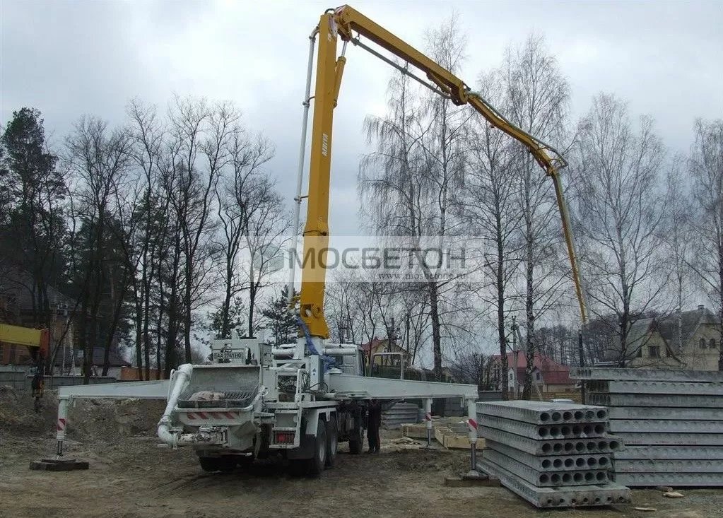 Автобетононасосы в аренду недорого