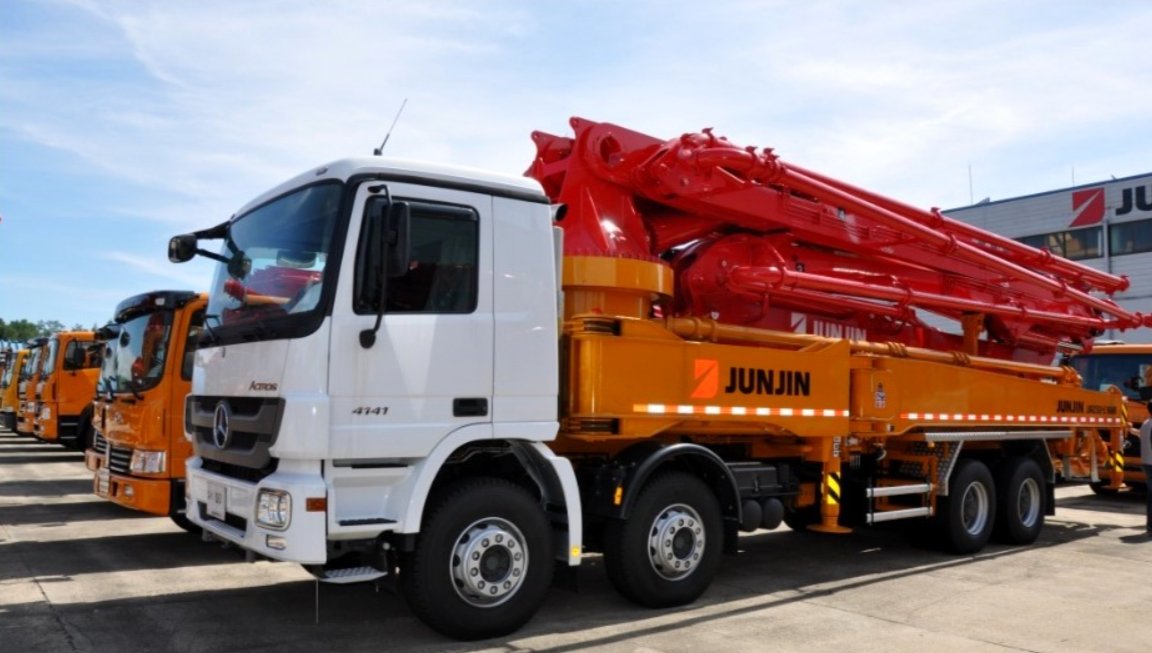 Стреловой бетононасос Jun Jin JJRZ52-5. 16HP