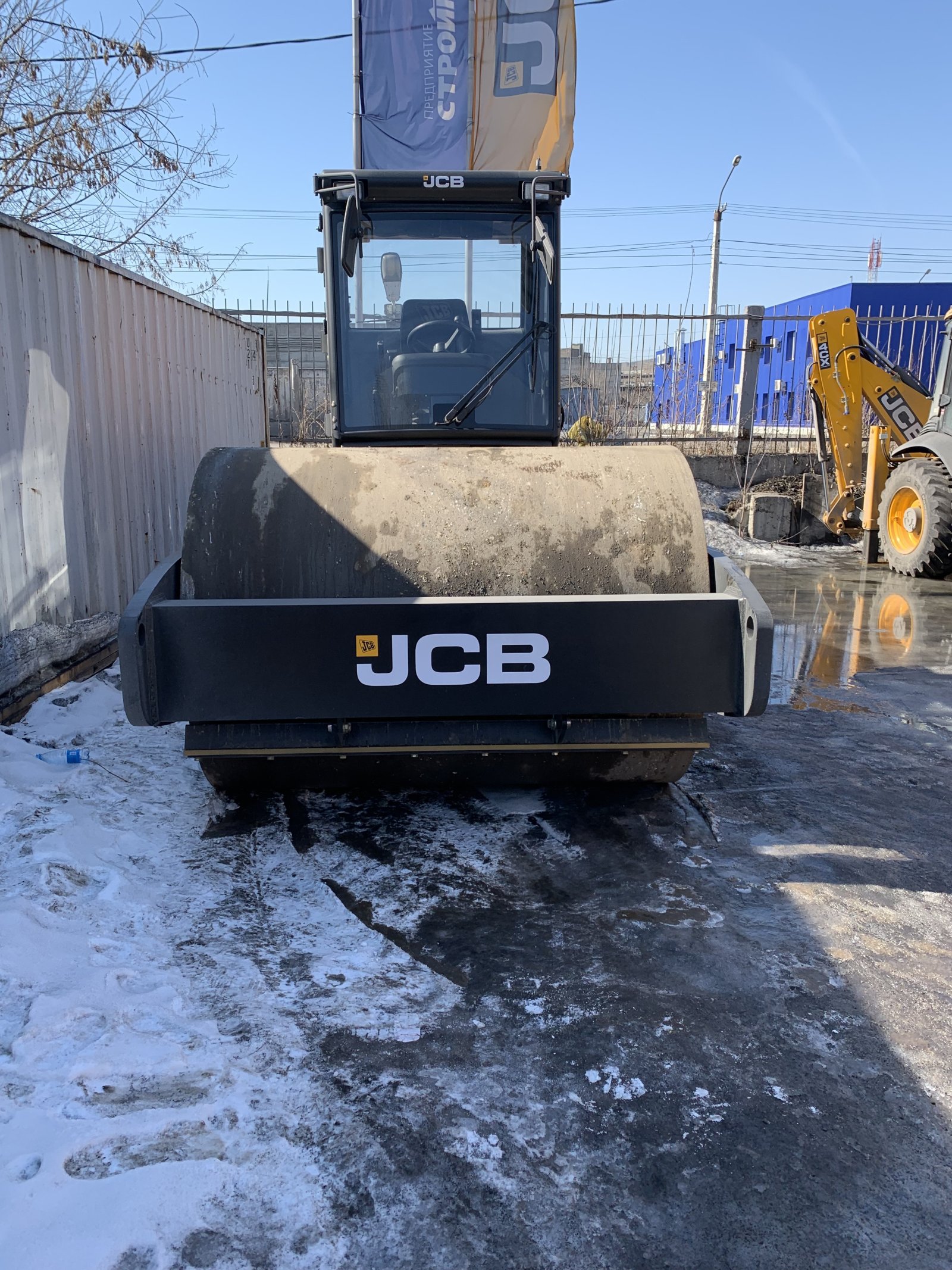 Аренда JCB катка