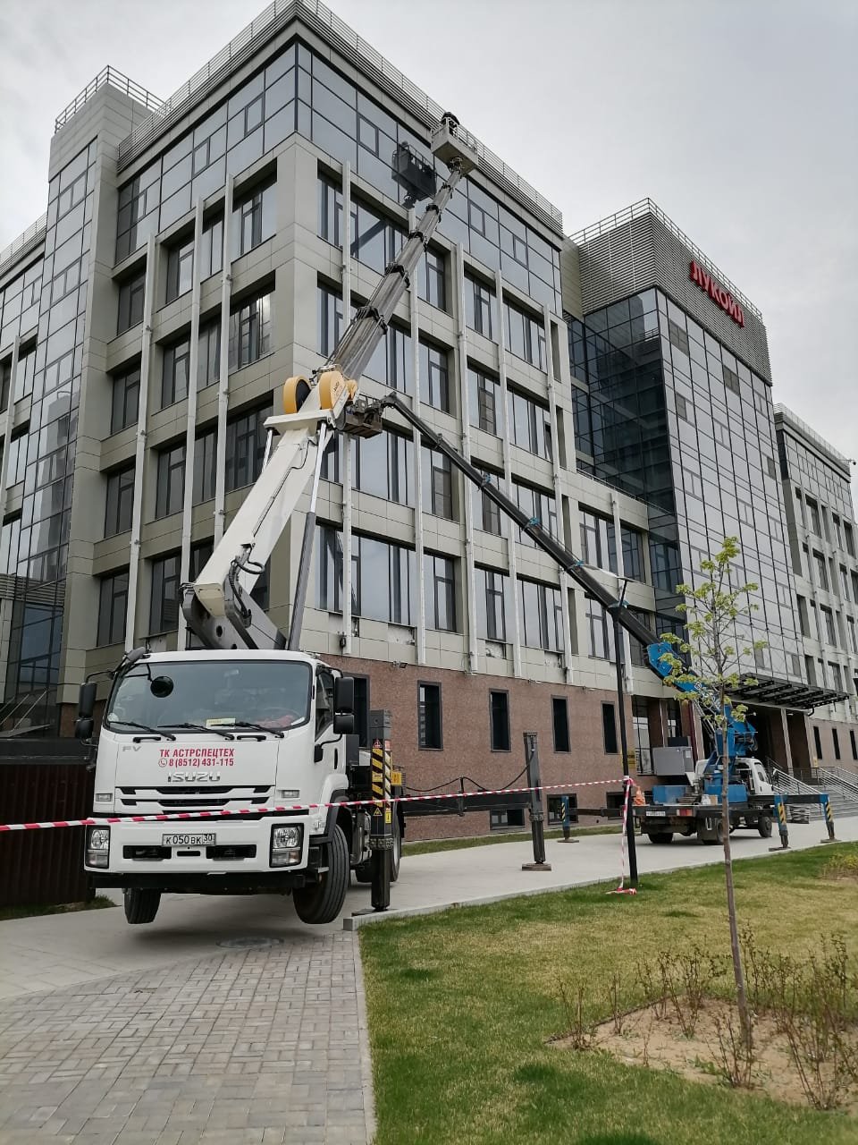 Аренда автовышки 15, 22, 25, 28, 30 и 45 метров