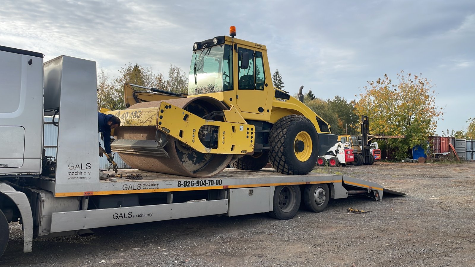 Аренда грунтового катка Bomag BW-213-D4