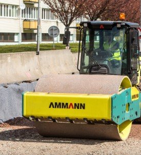Грунтовый каток с быстрой подачей в аренду